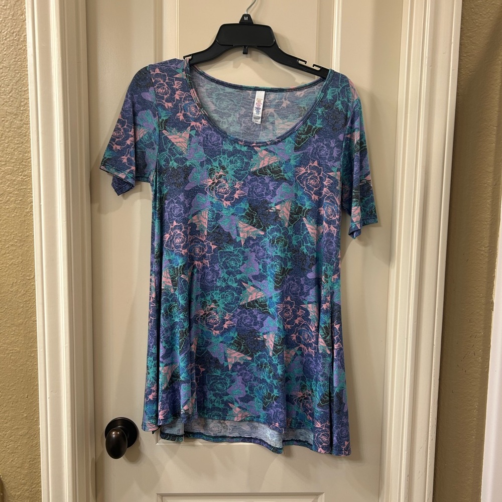 XXS Lularoe Floral Patterned Perfect T